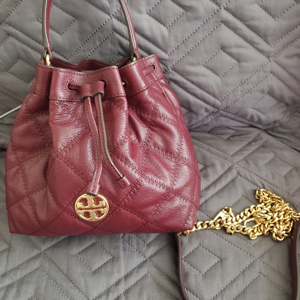 Tory Burch Willa Bucket Bag